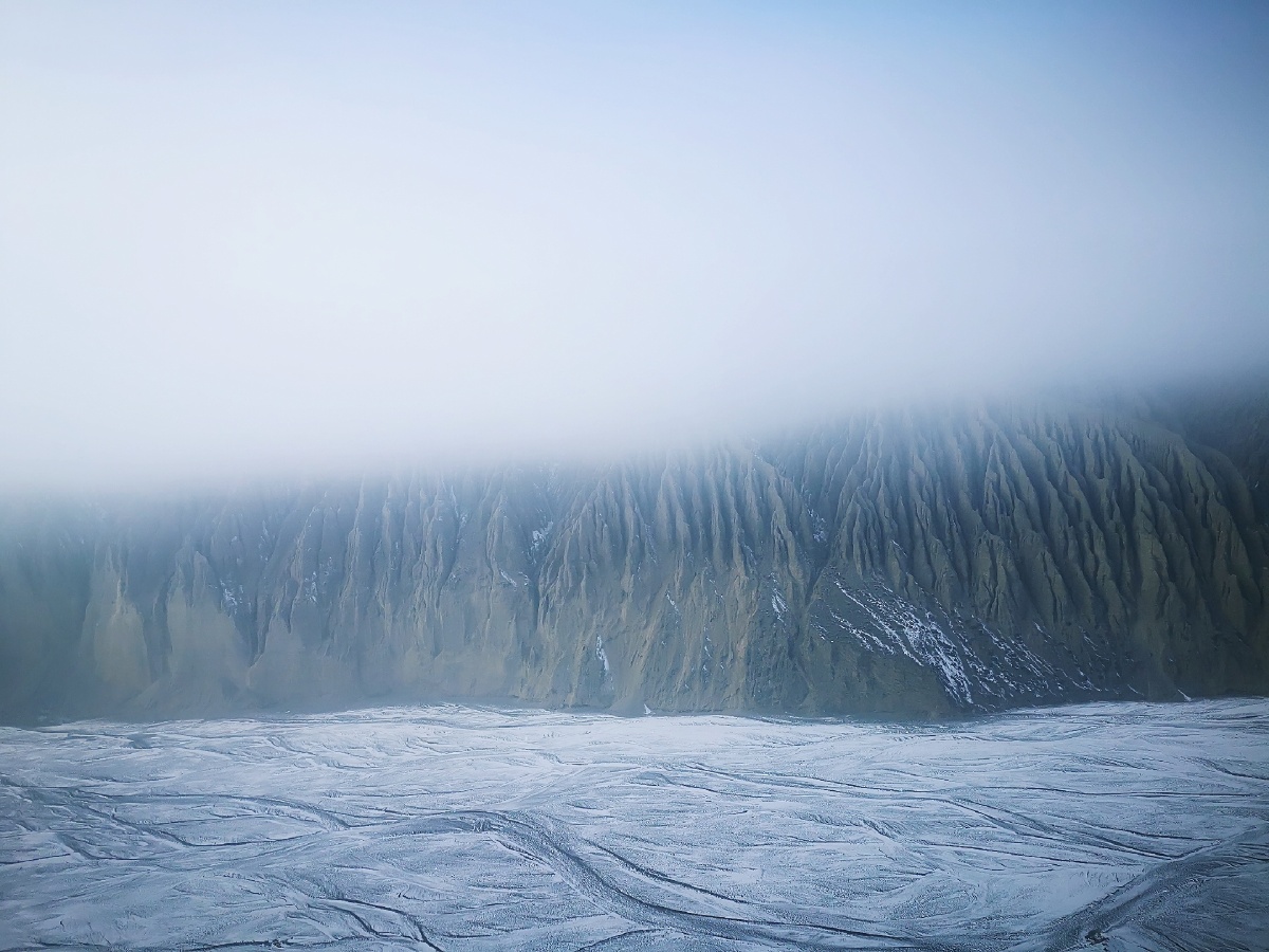 独山子大峡谷61和喜欢的人一起看你,都是喜欢的模样 - panda-东方客