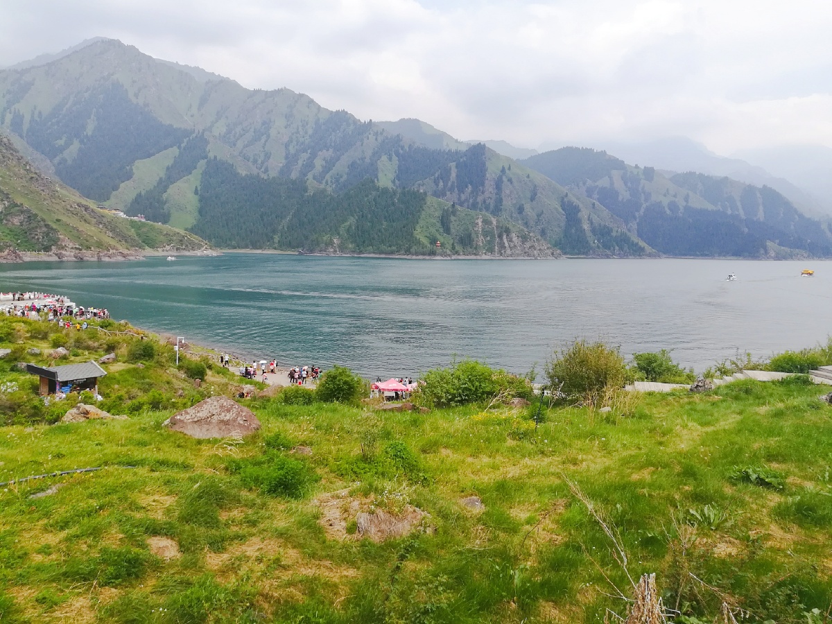 山峦远去,却望见了你的深邃 - panda-东方客