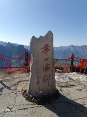 1000473088
