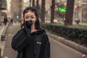 001