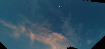 1375717