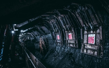 2761910