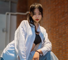 1320930