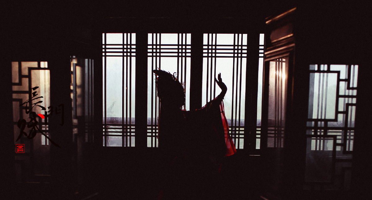 陈阿娇被贬到长门宫日夜思念汉武帝听说司马相如擅长作赋遂千金买赋