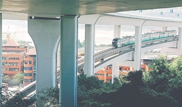 721