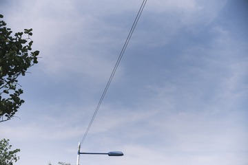 396001
