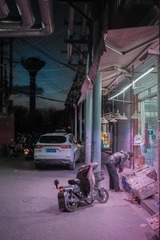 001