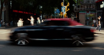 484020