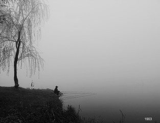 晨雾中钓鱼人2