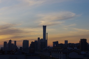 F07EEE37-1DC0-4E92-BF5F-3308F189275F/L0/001