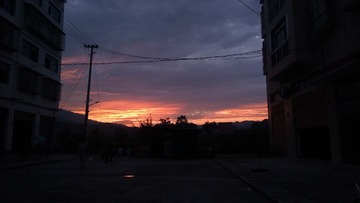 843321