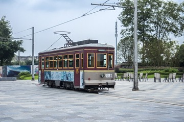 5038748