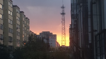 1074787