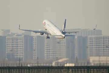 FD39CE3B-931C-4044-B2A8-2097D1B0521B/L0/001