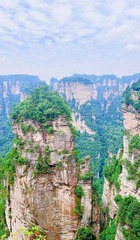 9B856429-C560-47DF-988F-00D220DB38CB/L0/001