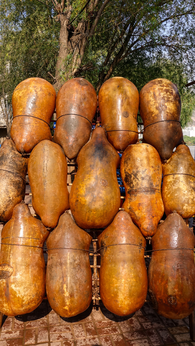 兰州黄河羊皮筏子