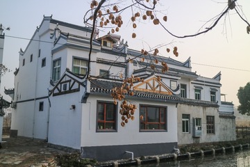 906810