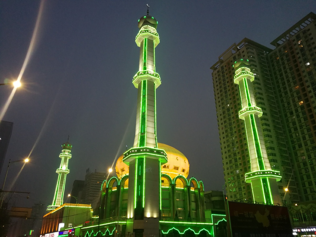 兰州西关清真大寺夜景吴学珍摄影