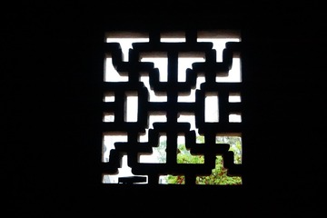 1000085444