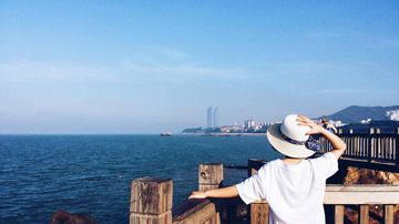 https://cdn6-banquan.ituchong.com/weili/l/189490839021683381.jpg
