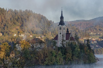 911743