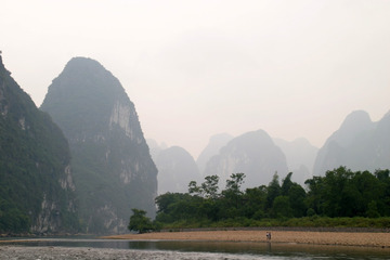 https://cdn6-banquan.ituchong.com/weili/l/198403944132902929.jpg