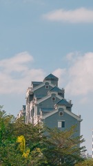 192492