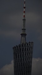 126910
