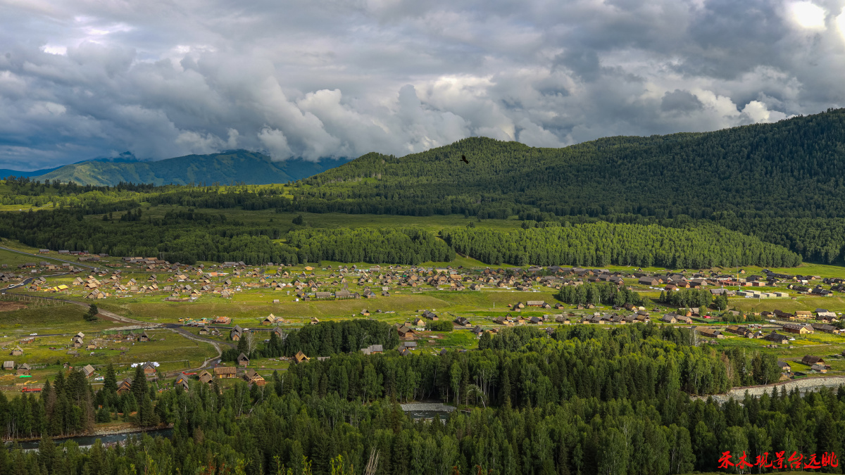 禾木观景台风光