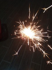 475