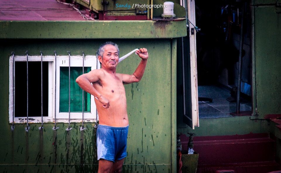 洗个澡呗<br />
生活就是要这样，日子怎么爽怎么过。