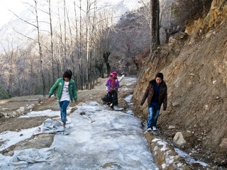p009-1.jpg
