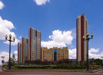 1402551