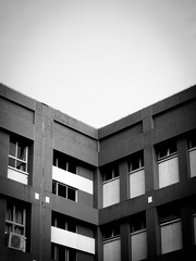 250749