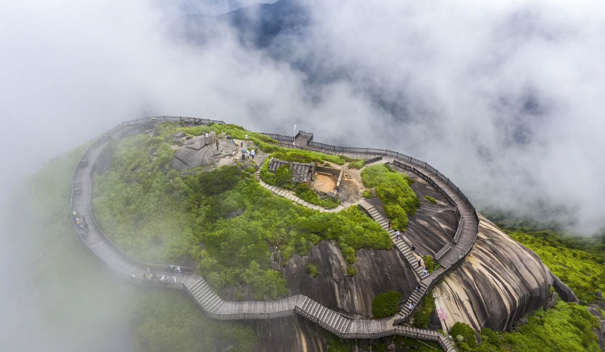 八闽第一峰——白石顶