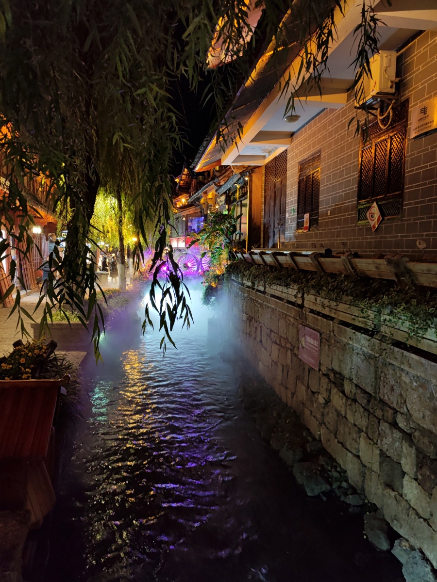丽江夜景景色撩人人自醉