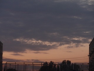 2810