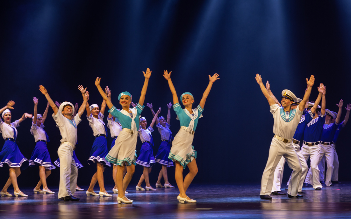 欢快的俄罗斯舞曲