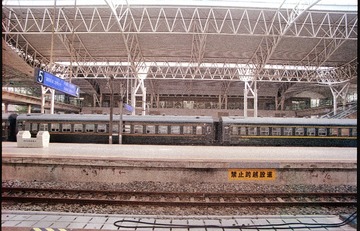 52092