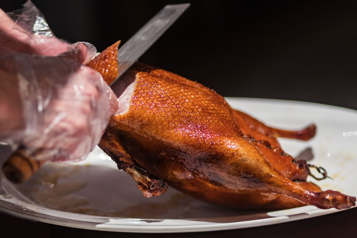 北京烤鸭师傅现场切片