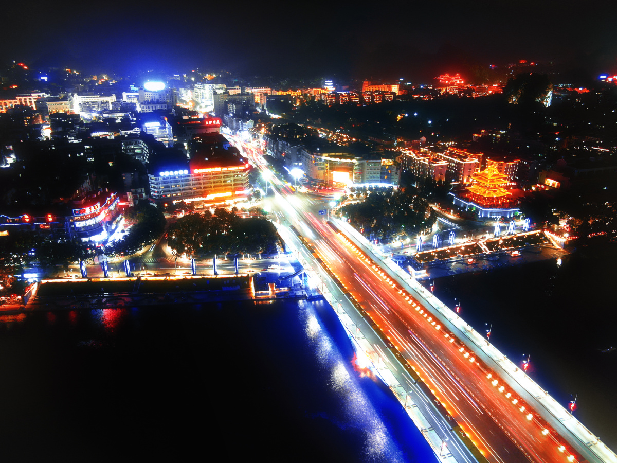 桂林解放桥夜景