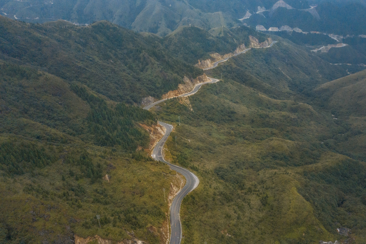 山间公路 - 机情试摄