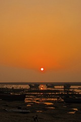 0438DF57-579A-47CC-8A5A-B6D3B267BE75/L0/001