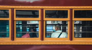 346367