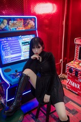 001