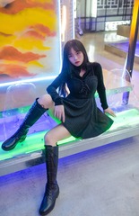 001
