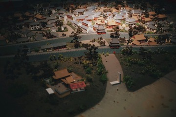159543