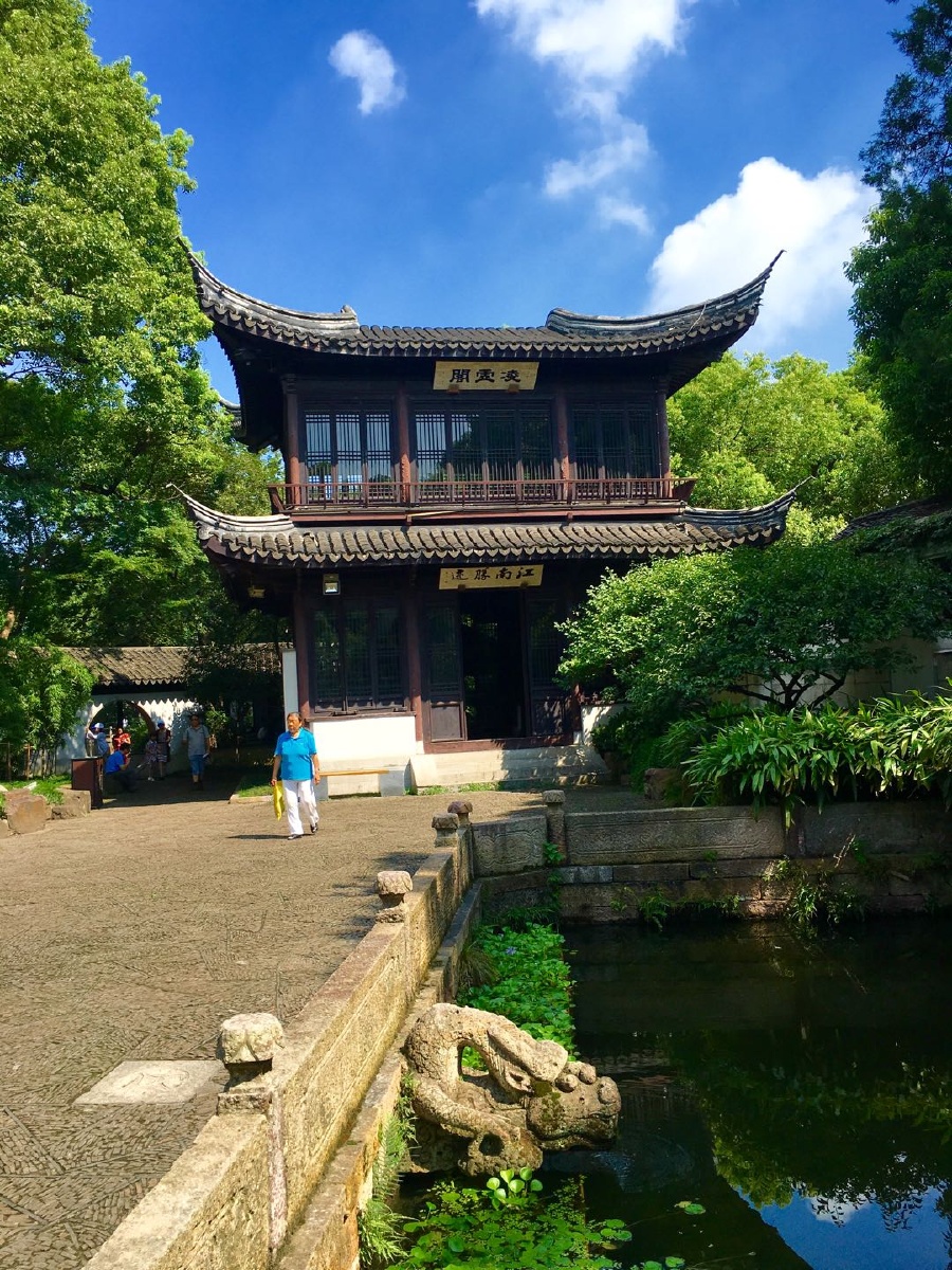明代名园寄畅园一一康熙乾隆两帝各六次南巡,必到此园.