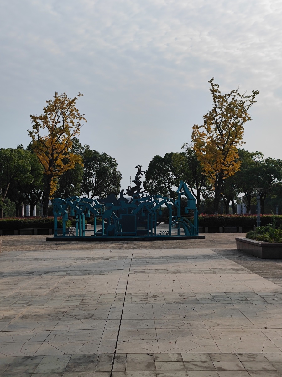 吴文化广场泰伯墓