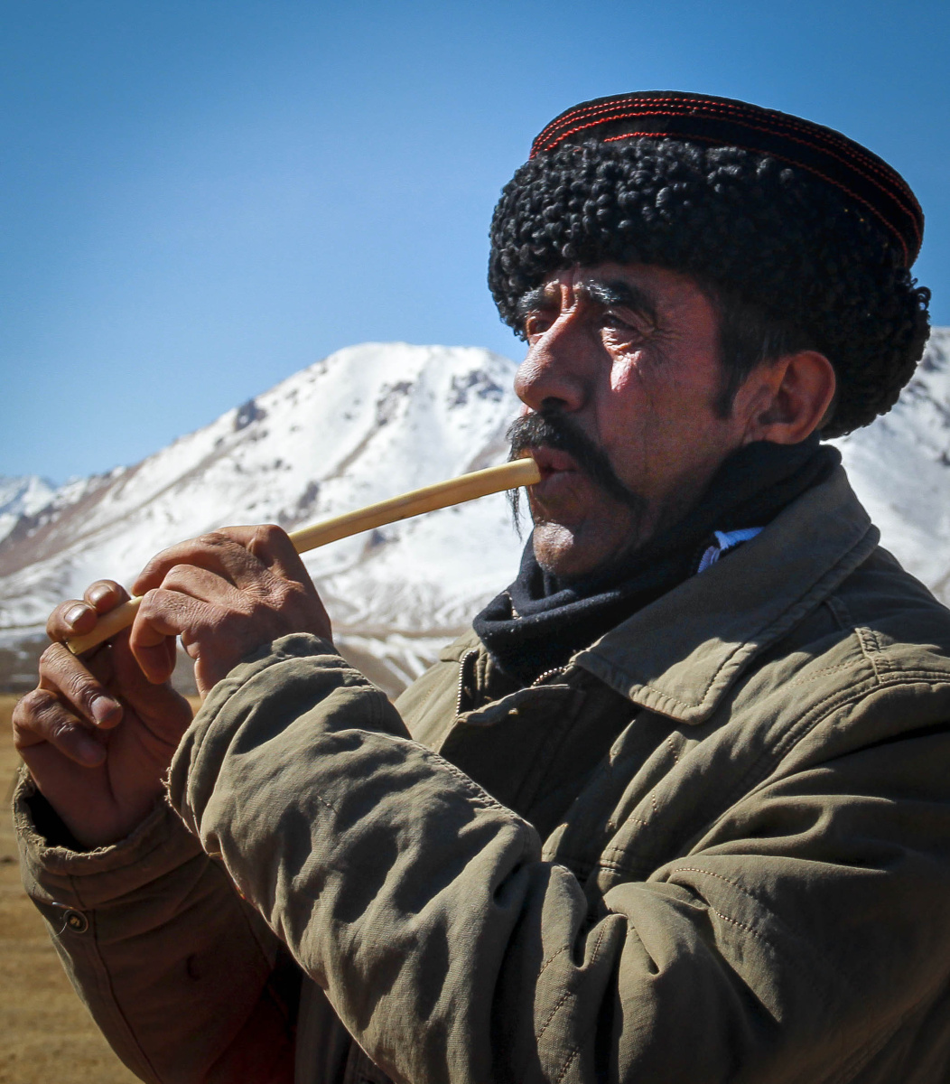 帕米尔的鹰笛手